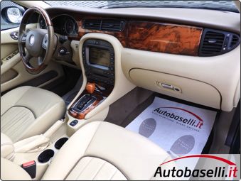 JAGUAR X-TYPE 2.5 V6 24V EXECUTIVE 4X4