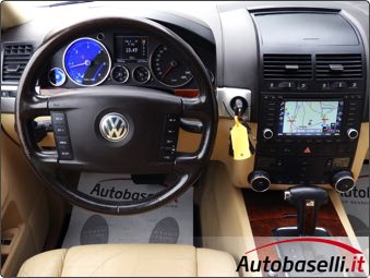 VOLKSWAGEN TOUAREG 2.5 TDI R5 TIPTRONIC