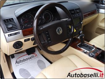 VOLKSWAGEN TOUAREG 2.5 TDI R5 TIPTRONIC