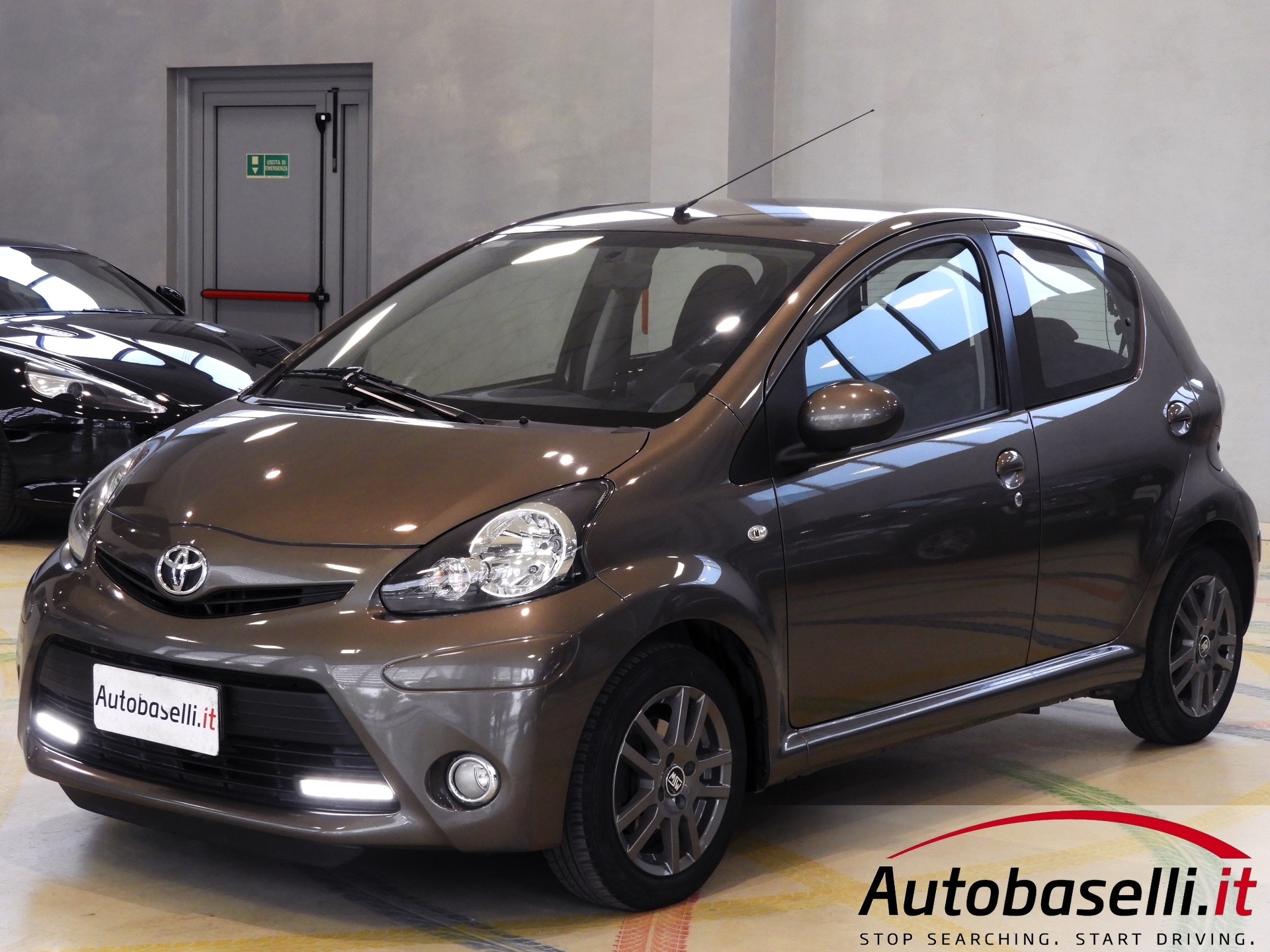 Toyota Aygo - Cerchi gomme e copricerchi - Accessori Auto In vendita a  Benevento