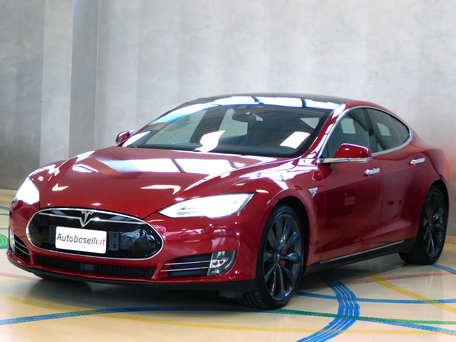 compro auto vendo auto usate brescia tesla 