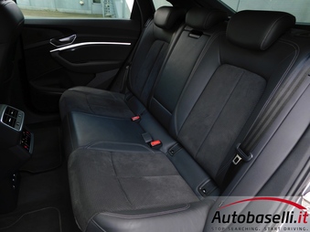 AUDI E-TRON SPORTBACK 50 QUATTRO S LINE EDITION