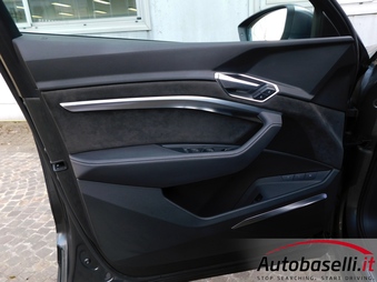 AUDI E-TRON SPORTBACK 50 QUATTRO S LINE EDITION