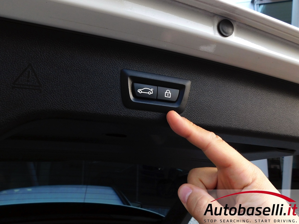 BMW 520 D XDRIVE MSPORT TOURING AUTOMATICA - Foto 72