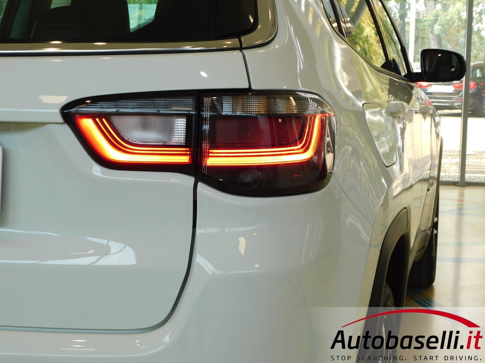 JEEP COMPASS E-HYBRID ALTITUDE 1.5T4 DCT7 - Foto 24