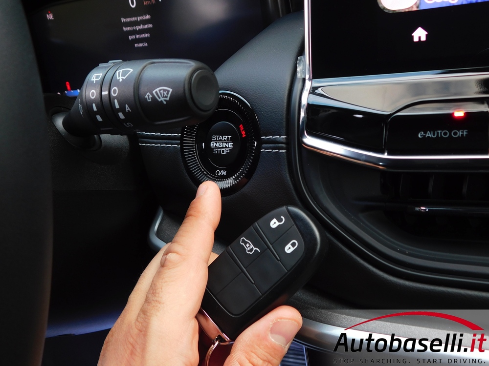JEEP COMPASS E-HYBRID ALTITUDE 1.5T4 DCT7 - Foto 41