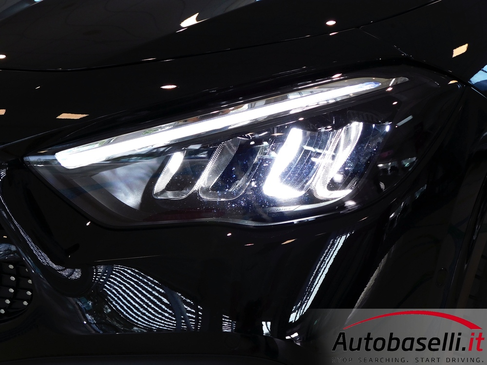 MERCEDES GLA 180D AMG LINE ADVANCED PLUS - Foto 20