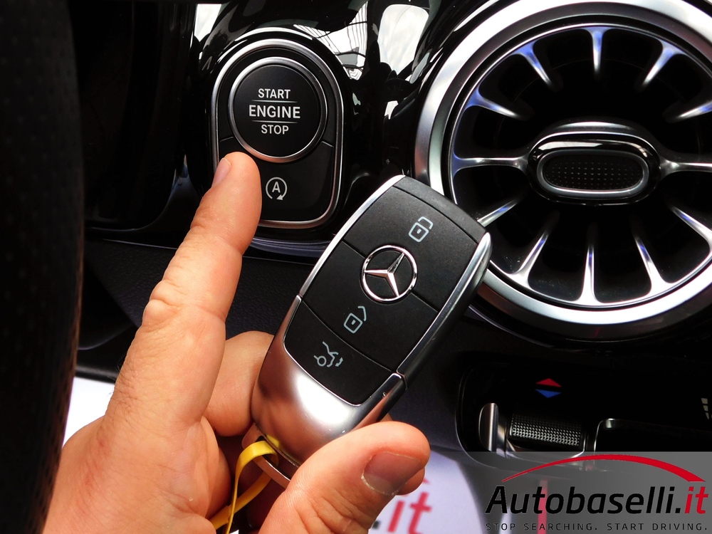 MERCEDES GLA 180D AMG LINE ADVANCED PLUS - Foto 43