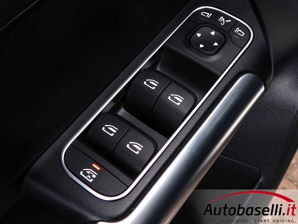 MERCEDES GLA 180D AMG LINE ADVANCED PLUS - Foto 48
