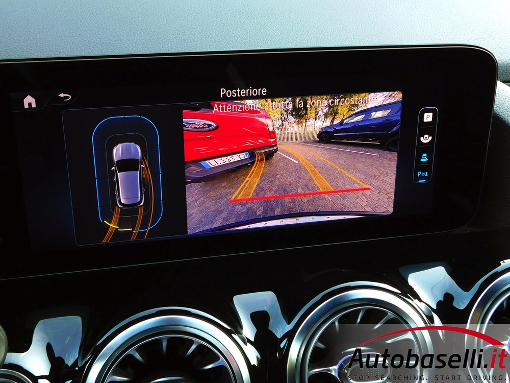 MERCEDES GLA 200 AUTOMATIC AMG LINE - Foto 46