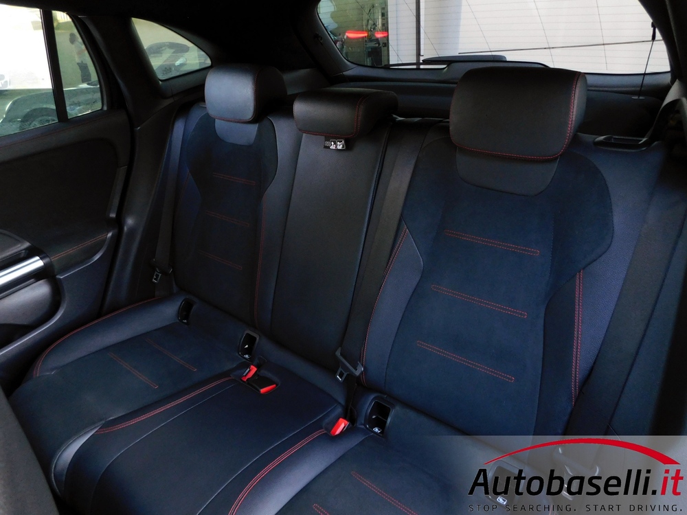 MERCEDES GLA 200 AUTOMATIC AMG LINE - Foto 71