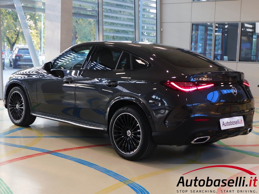 MERCEDES GLC COUPÉ 220D AMG LINE ADVANCED 4MATIC - Foto 4