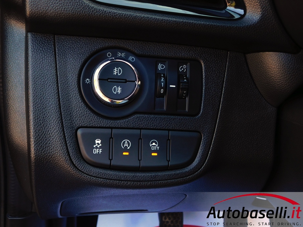 OPEL KARL 1.0 75 CV START&STOP ''INNOVATION'' - Foto 52
