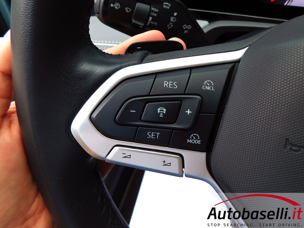 VOLKSWAGEN PASSAT 1.5 ETSI ACT BUSINESS 150CV DSG - Foto 39