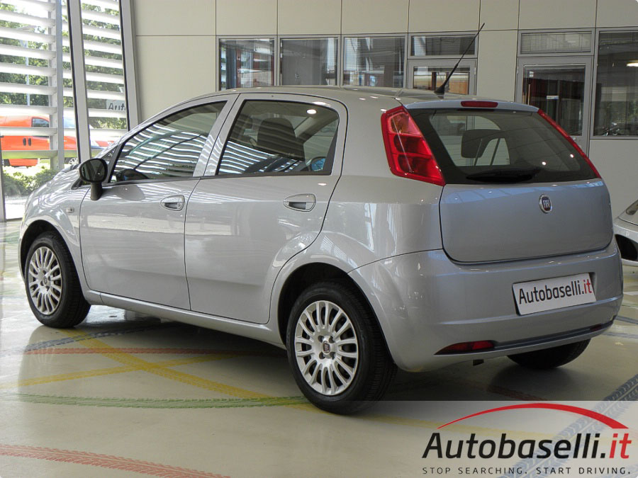 FIAT GRANDE PUNTO 1.2 i 65CV - AutoEasy