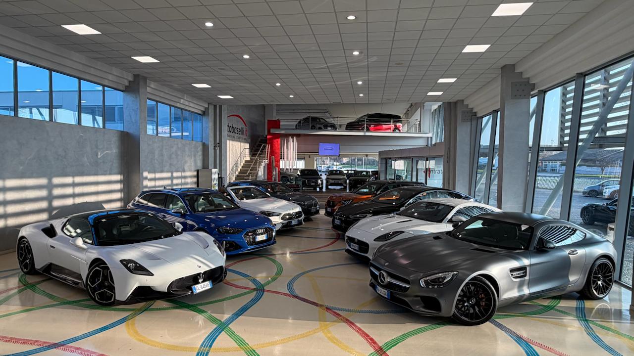 Showroom Autobaselli oggi - dettaglio